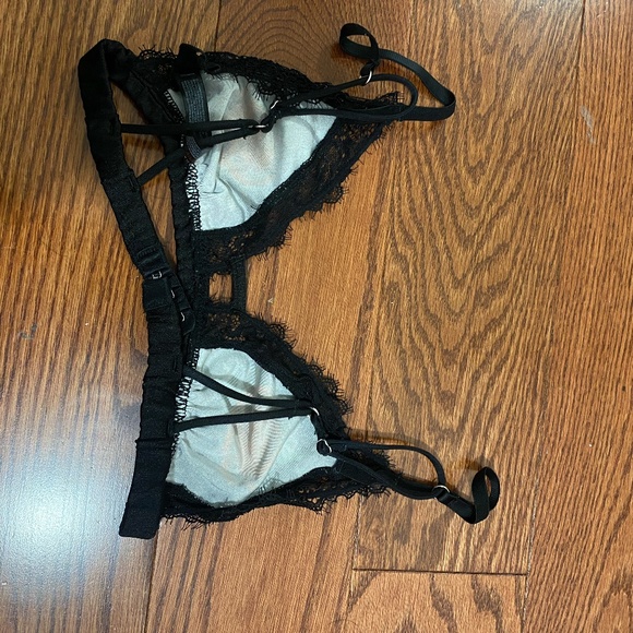 Urban Outfitters Black Bra with Red Floral Design - Picture 4 of 8